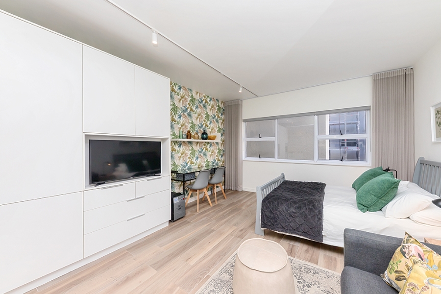 0 Bedroom Property for Sale in Mouille Point Western Cape